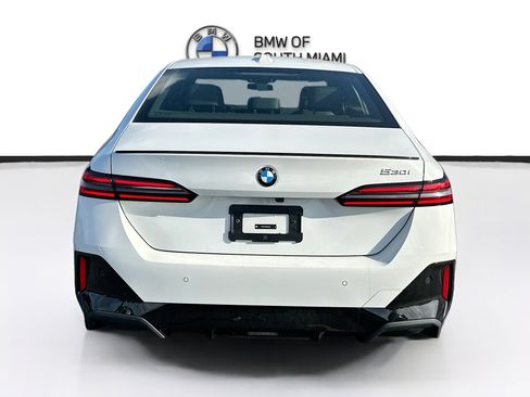 New 2026 BMW 530i w/ M Sport Package RWD image 5