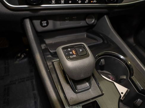 Certified 2024 Nissan Rogue SV image 16