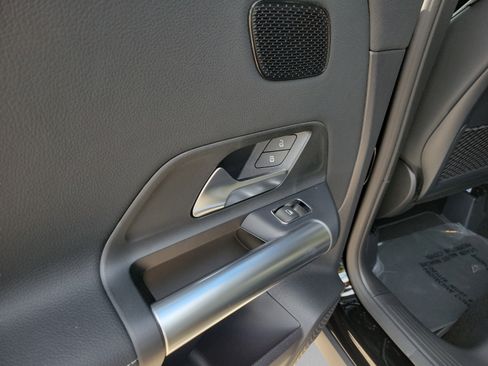 Certified 2026 Mercedes-Benz GLA 250 image 8