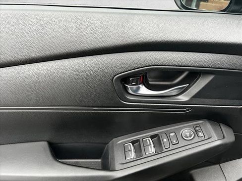 Used 2023 Honda Accord LX image 11