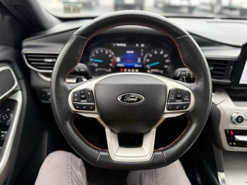 Used 2022 Ford Explorer Timberline image 16