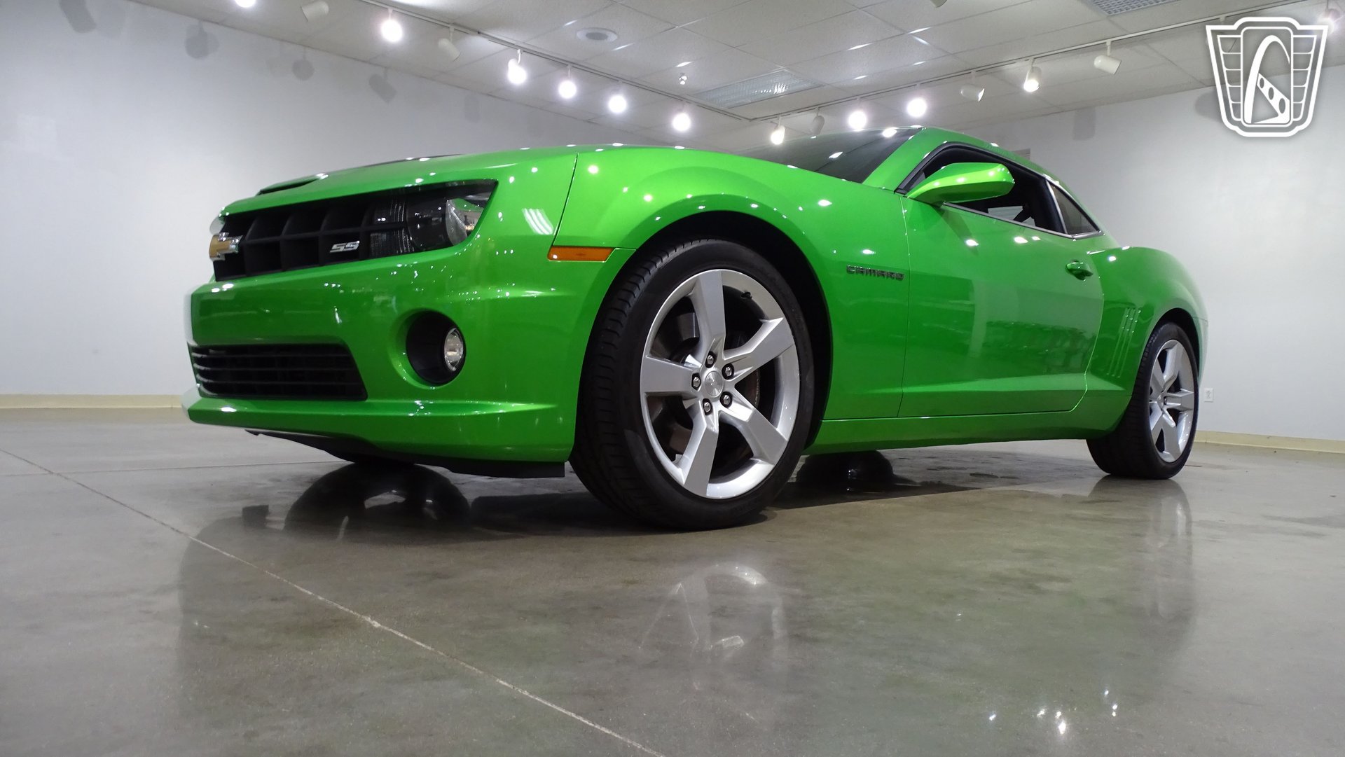 Used 2011 Chevrolet Camaro SS RWD image 4