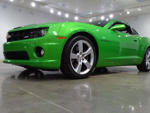 Used 2011 Chevrolet Camaro SS image 4