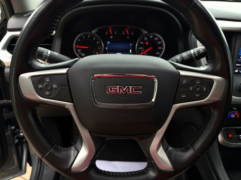Used 2020 GMC Acadia SLE FWD image 21