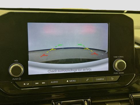 Used 2023 Nissan Pathfinder SV w/ SV Premium Package image 23