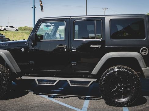 Used 2015 Jeep Wrangler Unlimited Sport AWD/4WD image 8