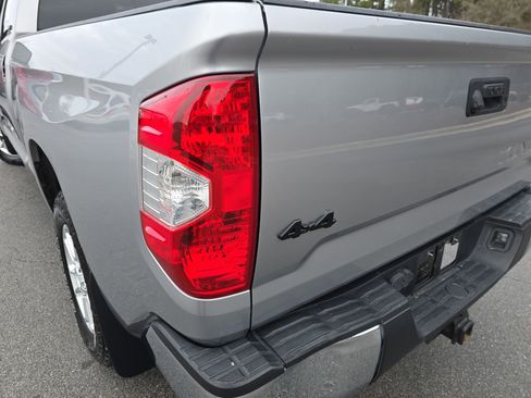 Used 2017 Toyota Tundra SR5 image 36
