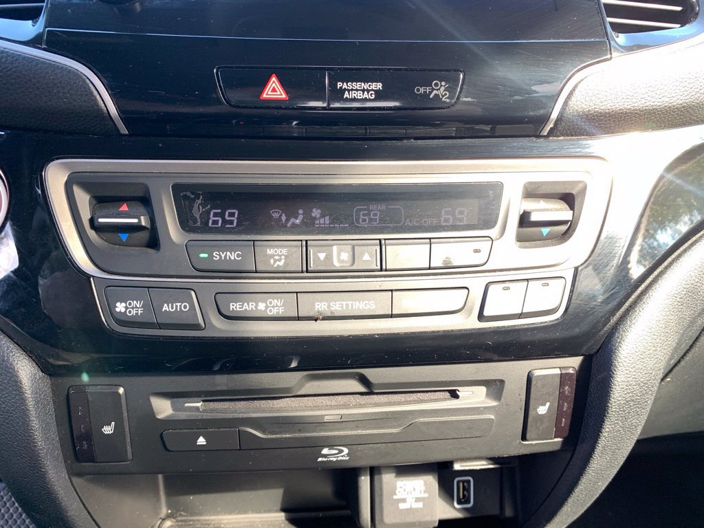 Used 2021 Honda Pilot Touring image 20
