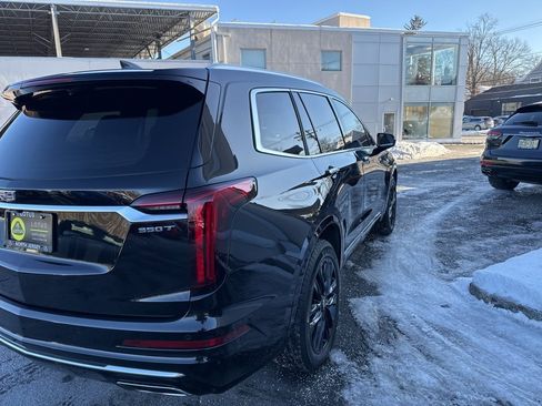 Used 2024 Cadillac XT6 Luxury image 8