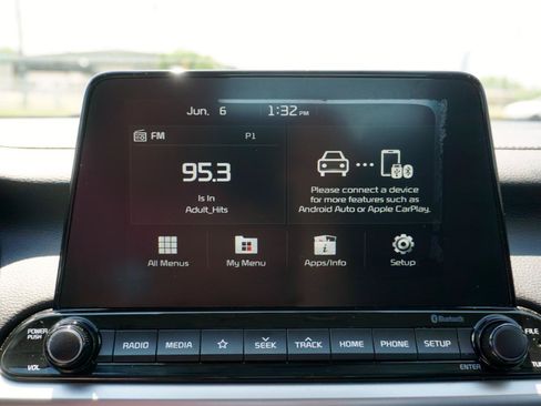 Used 2021 Kia Forte LXS FWD image 13