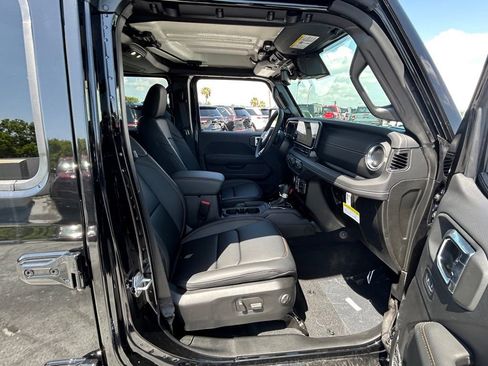 New 2025 Jeep Wrangler Sahara image 19