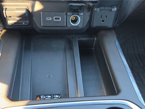 Used 2022 GMC Sierra 2500 Denali image 40