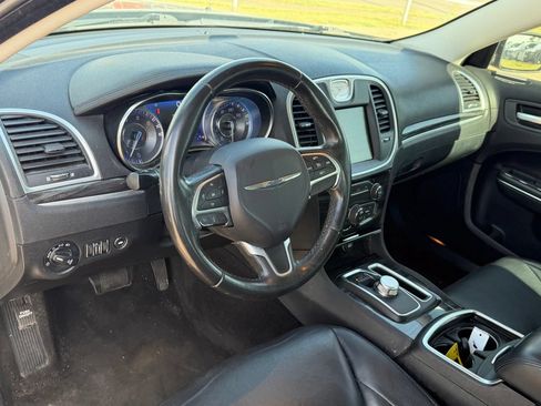 Used 2016 Chrysler 300 Limited w/ Driver Convenience Group AWD/4WD image 13