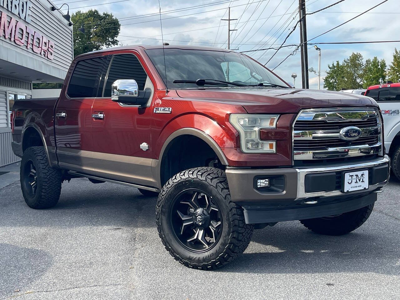 Used 2017 Ford F150 King Ranch w/ Equipment Group 601A Luxury AWD/4WD image 2