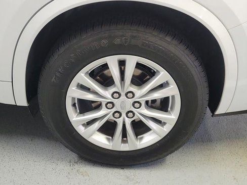 Certified 2023 Cadillac XT6 Luxury FWD image 9