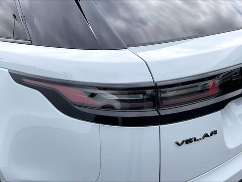 Certified 2024 Land Rover Range Rover Velar Dynamic SE AWD/4WD image 25