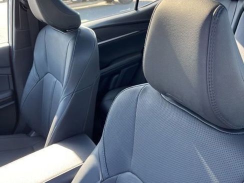 Used 2025 Toyota Camry XSE FWD image 11