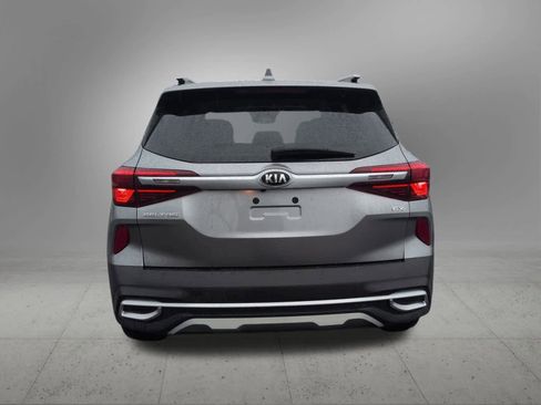 Used 2021 Kia Seltos EX image 5
