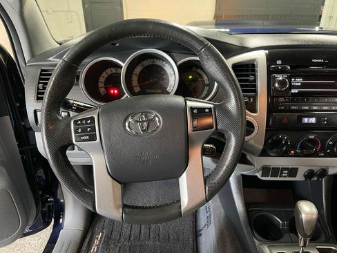 Used 2012 Toyota Tacoma 4x4 Double Cab w/ TRD Sport Pkg image 19
