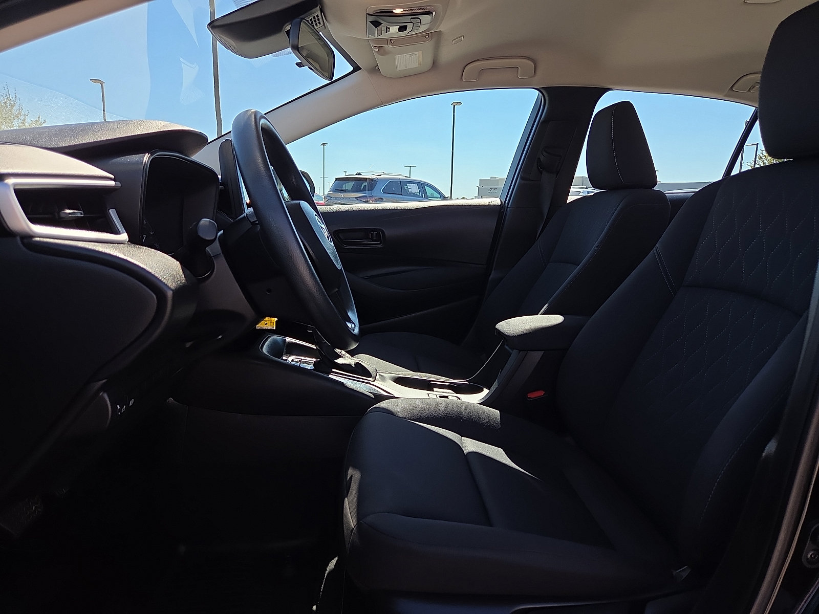 Used 2025 Toyota Corolla LE FWD image 15
