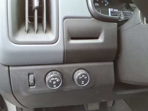 Used 2016 Chevrolet Colorado Z71 image 15