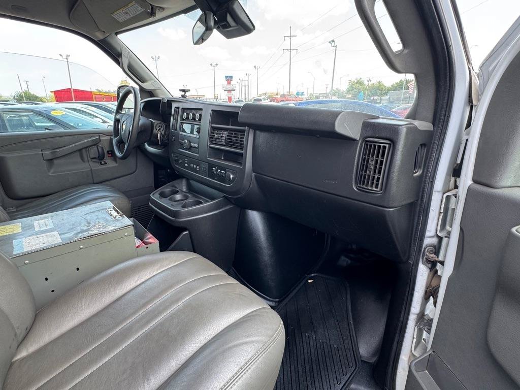 Used 2020 Chevrolet Express 2500 w/ Driver Convenience Package RWD image 11