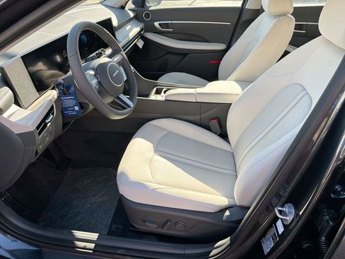 New 2026 Hyundai Sonata SEL FWD image 15