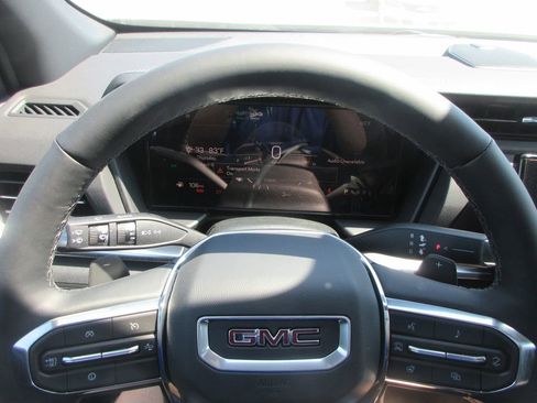 New 2026 GMC Terrain Elevation image 16