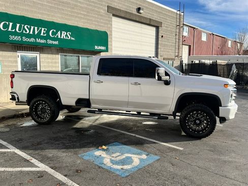 Used 2020 Chevrolet Silverado 3500 High Country w/ Z71 Off-Road Package image 10