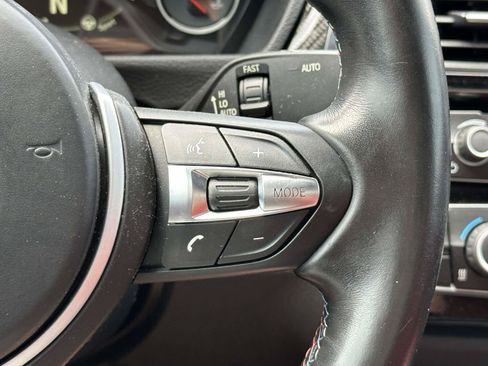 Used 2018 BMW M3 RWD image 22