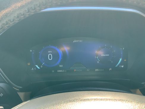 Used 2020 Ford Escape Titanium AWD/4WD image 13