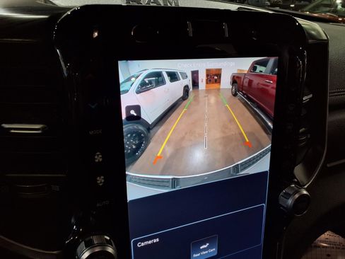 Used 2023 RAM 1500 Laramie image 15