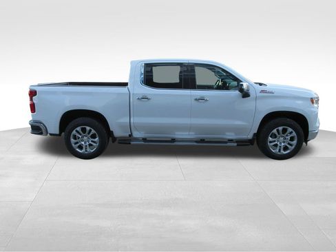 New 2026 Chevrolet Silverado 1500 LTZ w/ LTZ Premium Package AWD/4WD image 7