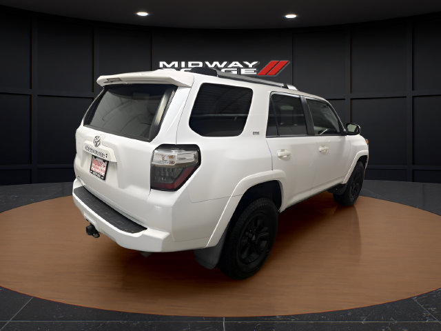 Used 2022 Toyota 4Runner SR5 AWD/4WD image 4