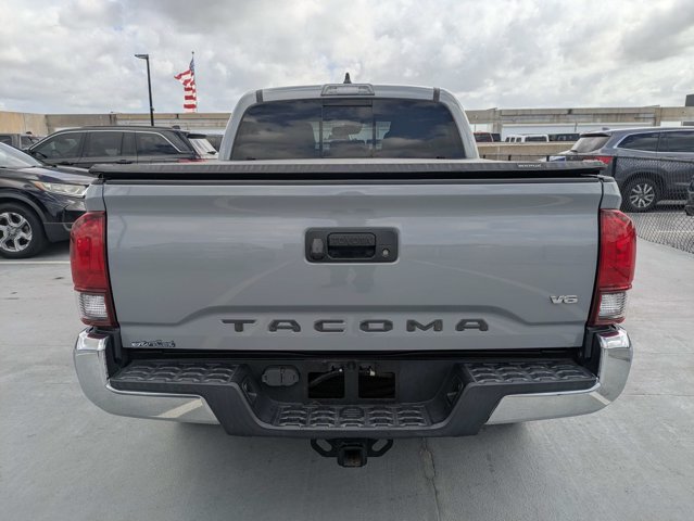 Used 2021 Toyota Tacoma SR5 RWD image 4