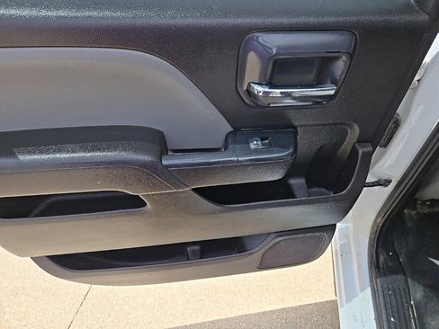 Used 2018 Chevrolet Silverado 2500 W/T w/ Snow Plow Prep Package image 13