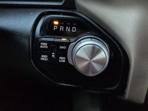 Used 2020 RAM 1500 Laramie image 27