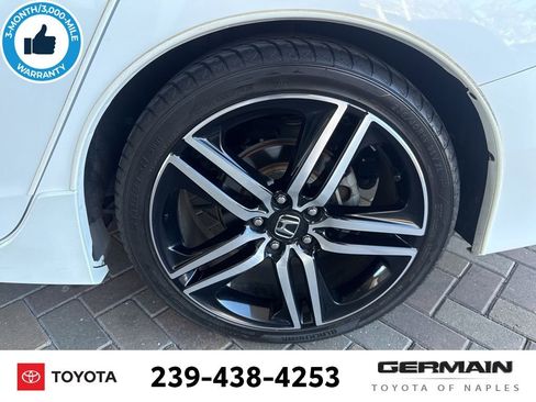 Used 2016 Honda Accord Sport image 11