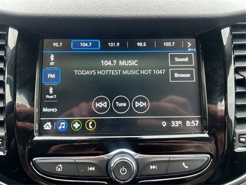 Used 2018 Chevrolet Trax LT w/ LT Convenience Package image 20