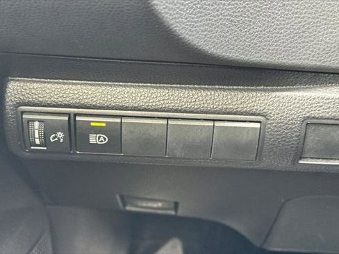 Certified 2024 Toyota Corolla SE w/ SE Premium Package FWD image 32