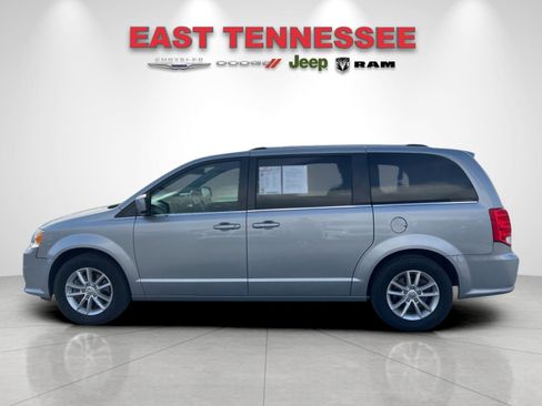 Used 2019 Dodge Grand Caravan SXT image 6
