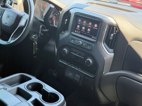 Used 2020 Chevrolet Silverado 1500 Custom Trail Boss w/ Custom Convenience Package image 7