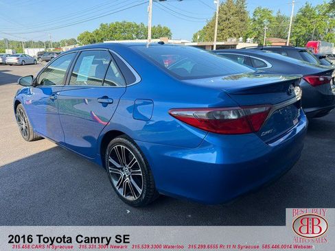 Used 2016 Toyota Camry SE FWD image 4