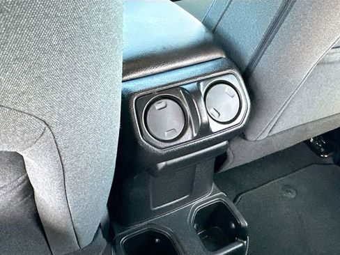 Used 2024 Jeep Wrangler Sport image 23