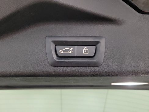 Used 2019 BMW X5 xDrive40i w/ Convenience Package image 11