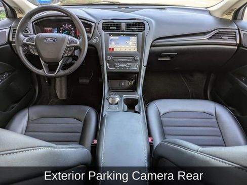 Used 2018 Ford Fusion SE w/ Equipment Group 201A image 16