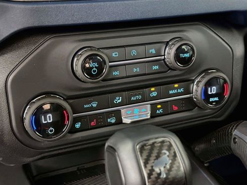 Used 2025 Ford Bronco Raptor AWD/4WD image 22
