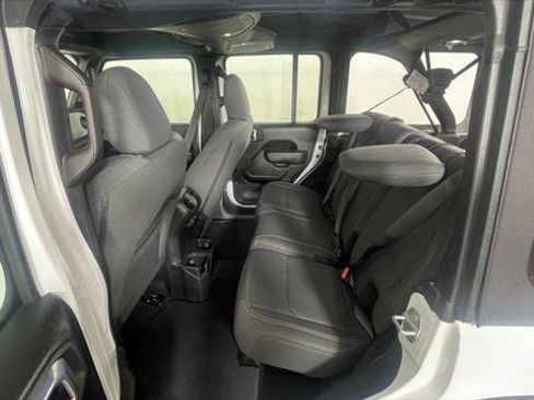 Certified 2025 Jeep Wrangler Unlimited Sport AWD/4WD image 8