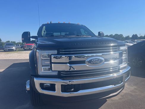 Used 2019 Ford F450 Lariat w/ Lariat Ultimate Package AWD/4WD image 8