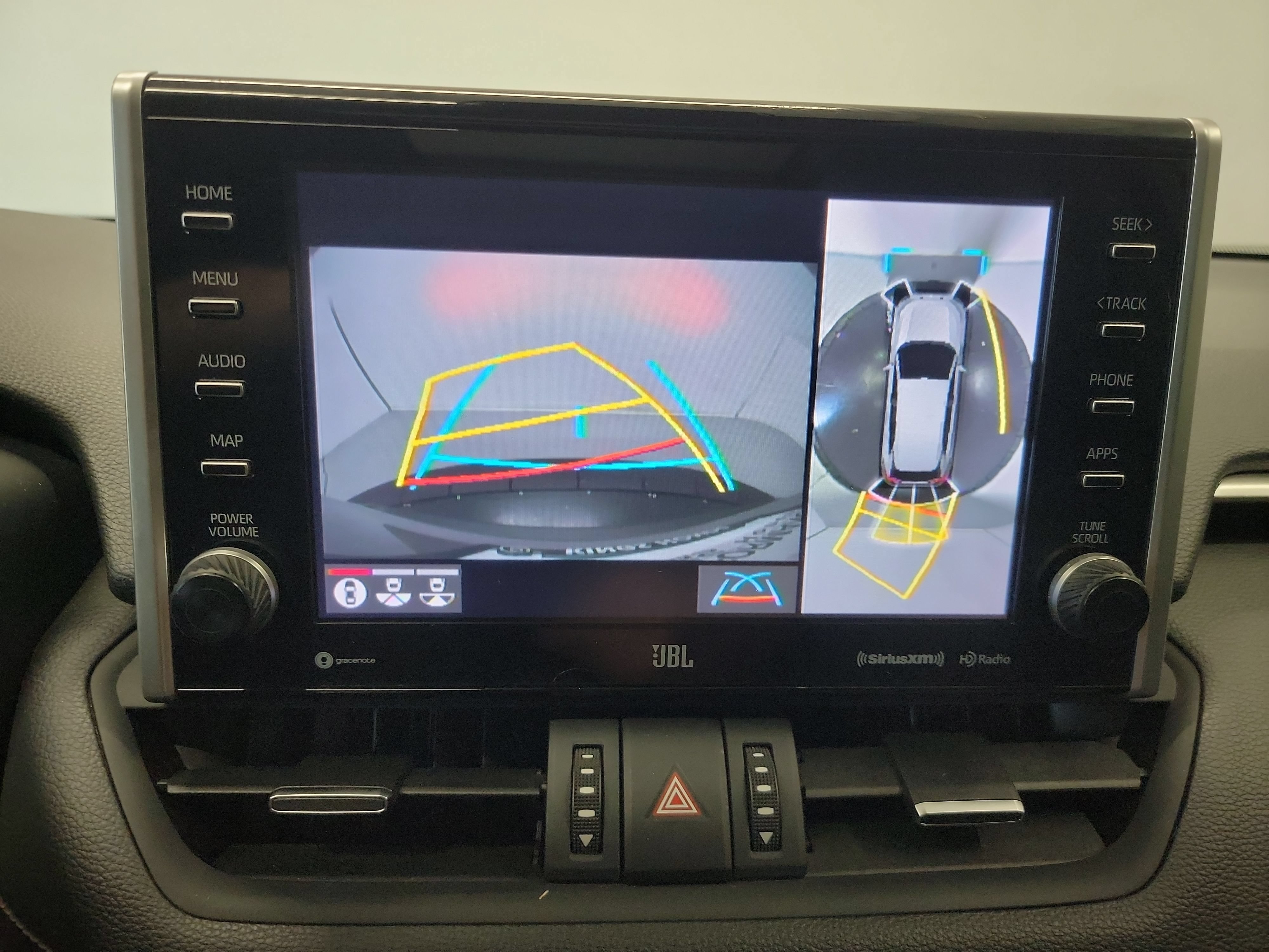 Used 2022 Toyota RAV4 Limited AWD/4WD image 23